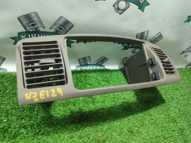 Рамка магнитолы TOYOTA Corolla NZE121