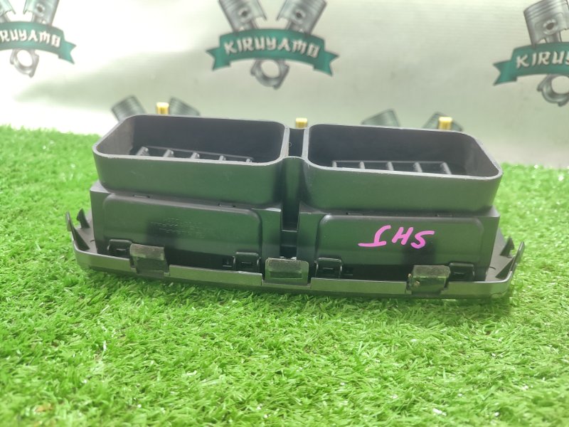 Рамка магнитолы Subaru forester SH5