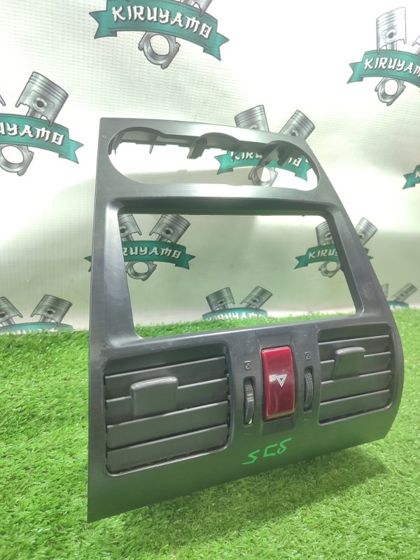Рамка магнитолы Subaru forester SJ5