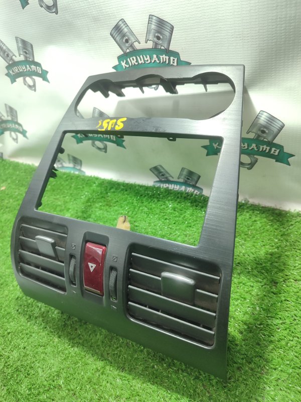 Рамка магнитолы Subaru forester SJ5