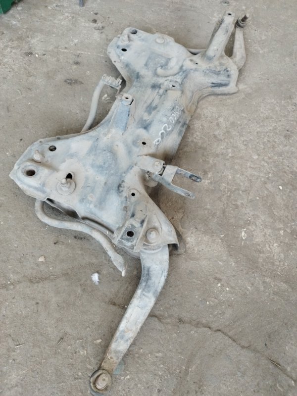 Балка подвески Peugeot 206