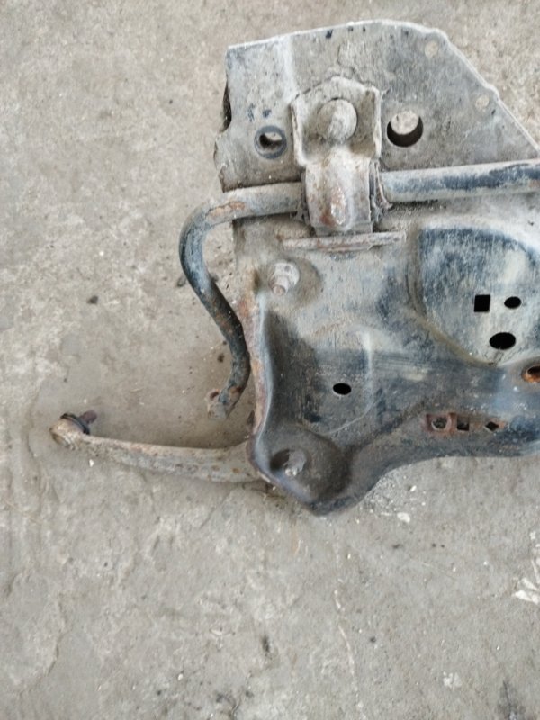 Балка подвески Peugeot 206