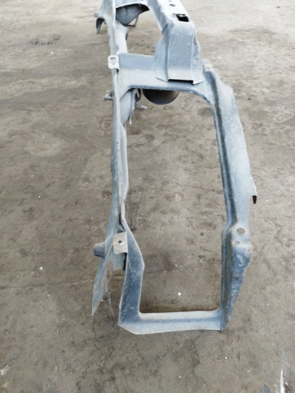 Рамка радиатора Volkswagen Passat B3