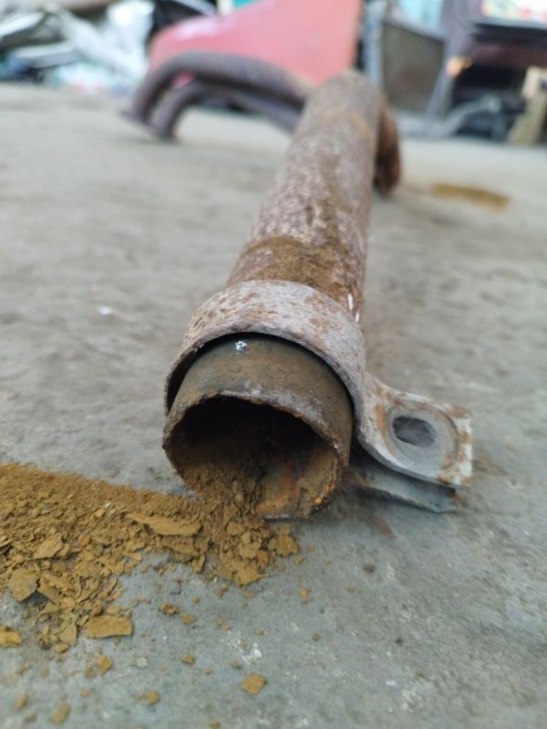 Приемная труба глушителя лада 21099 1997 21099