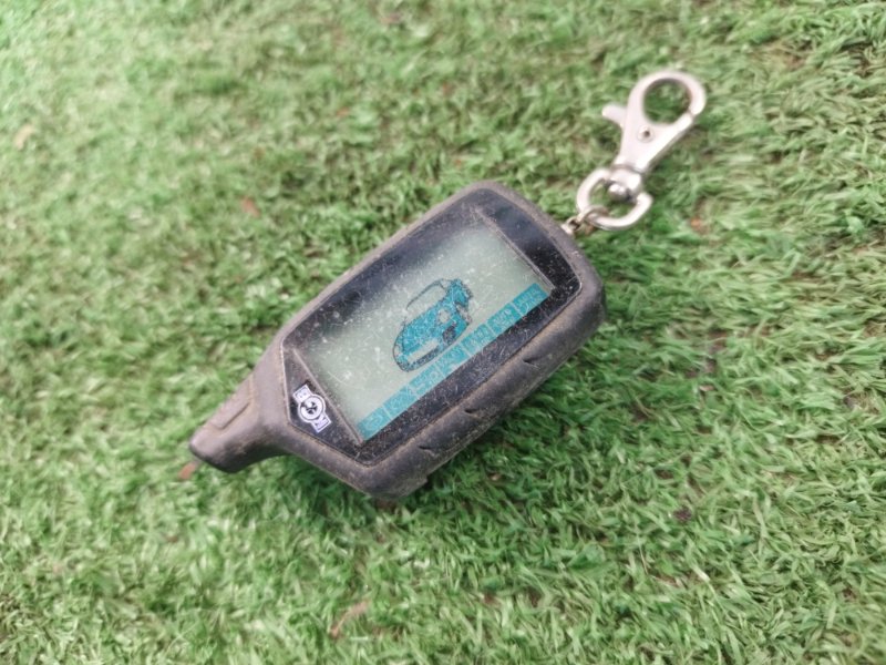 Брелок сигнализации Mazda Demio 1998 DW3W