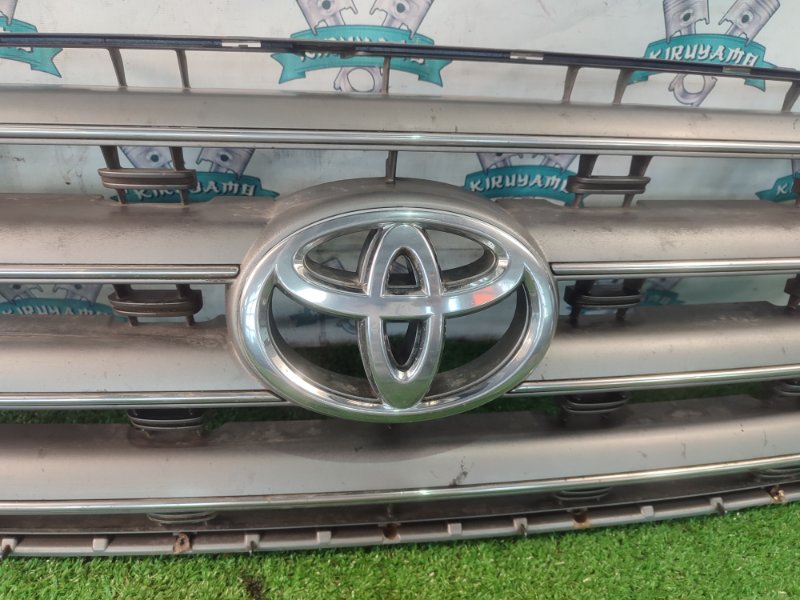 Решетка радиатора TOYOTA LAnd CRUISER 200 дорестайлинг