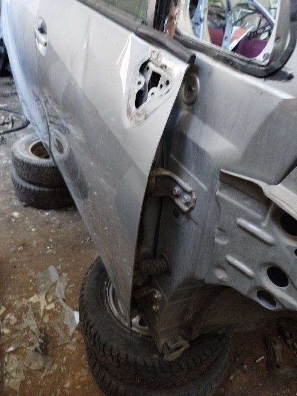 Дверь боковая Toyota Verso 2009 ZGR21L-GRXEPW