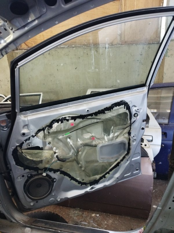 Дверь боковая Toyota Verso 2009 ZGR21L-GRXEPW