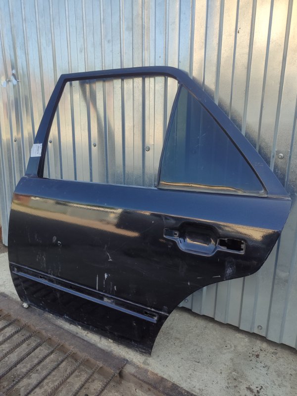 Дверь боковая Mercedes-Benz W124 1988 дорестайлинг
