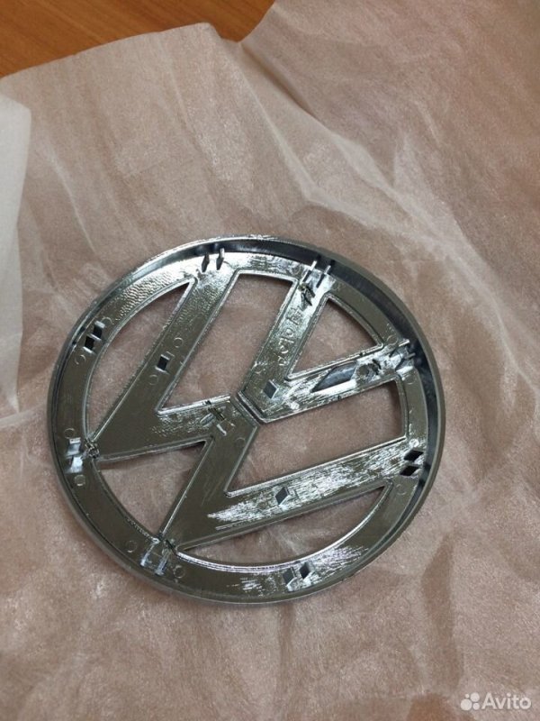 Эмблема Volkswagen Polo