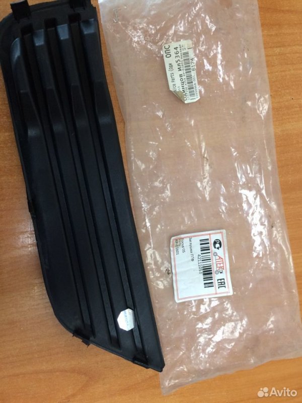 Заглушка ПТФ Ford Focus 2005-2008