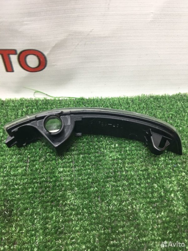Поворотник в зеркало Ford Kuga