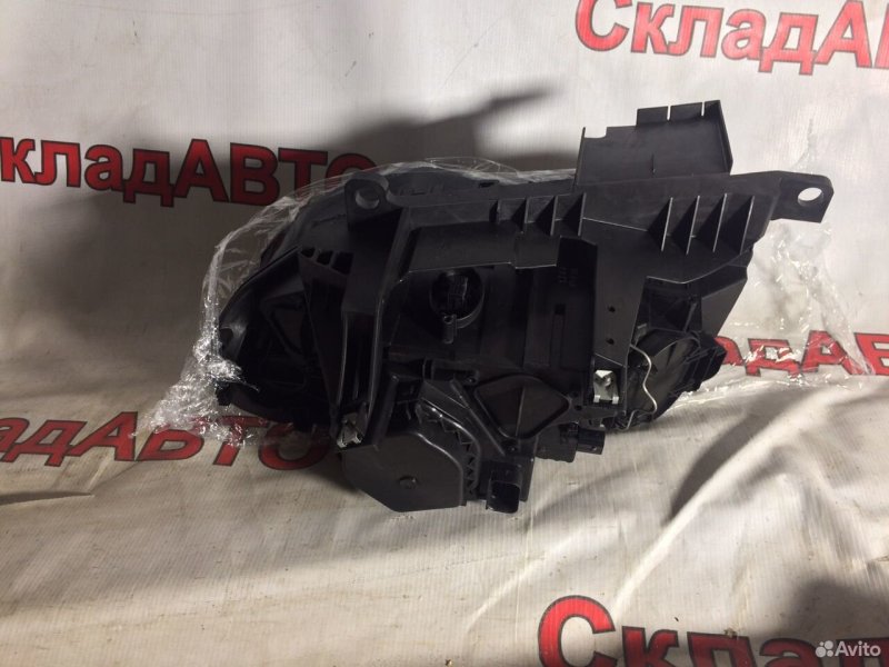 Фара BMW X3 2006-2010 E83