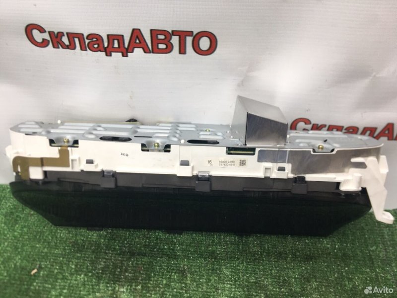 Панель приборов Toyota Estima