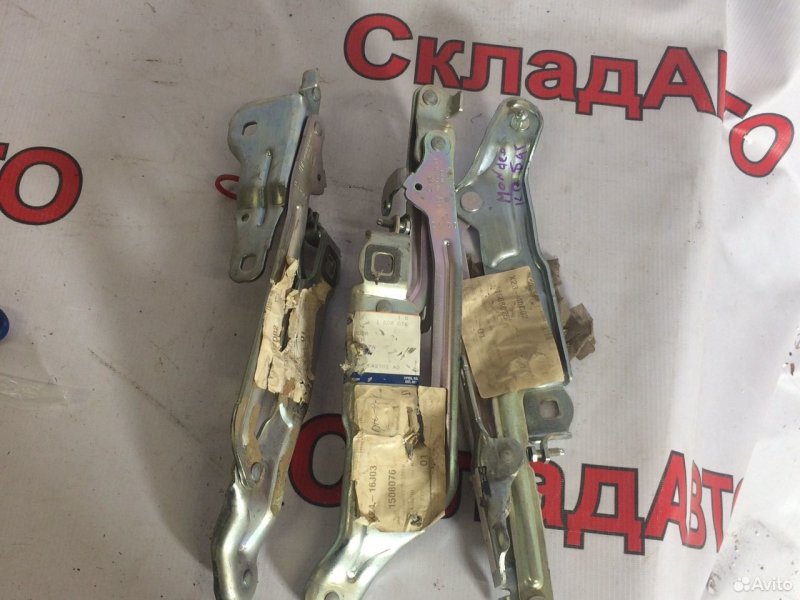 Петля крышки багажника Ford Mondeo