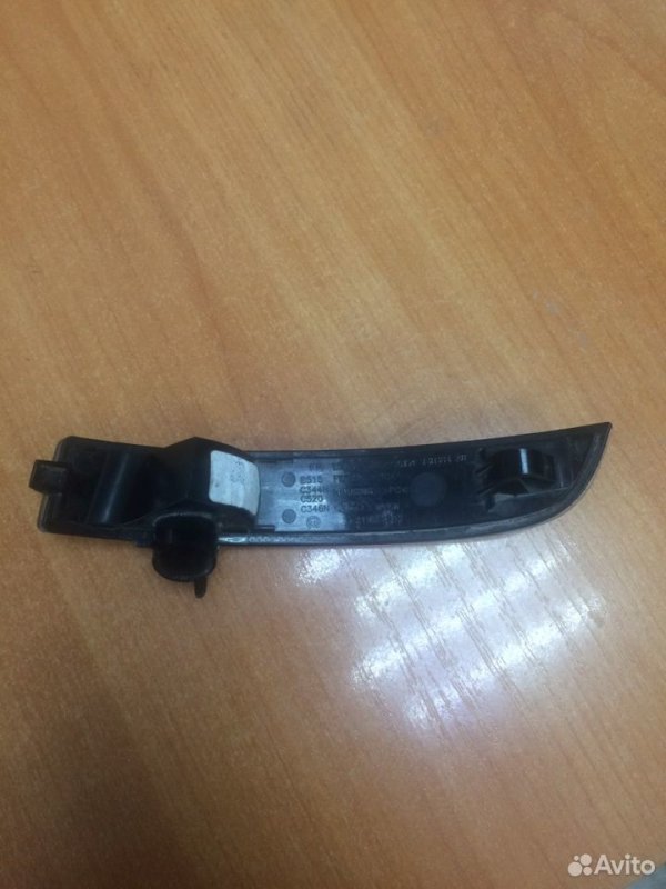 Поворотник в зеркало Ford Kuga