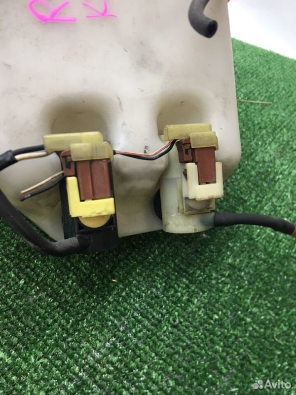 Бачок омывателя Honda Stepwgn