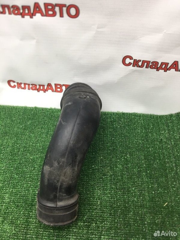 Воздухозаборник Honda Stepwgn RF3