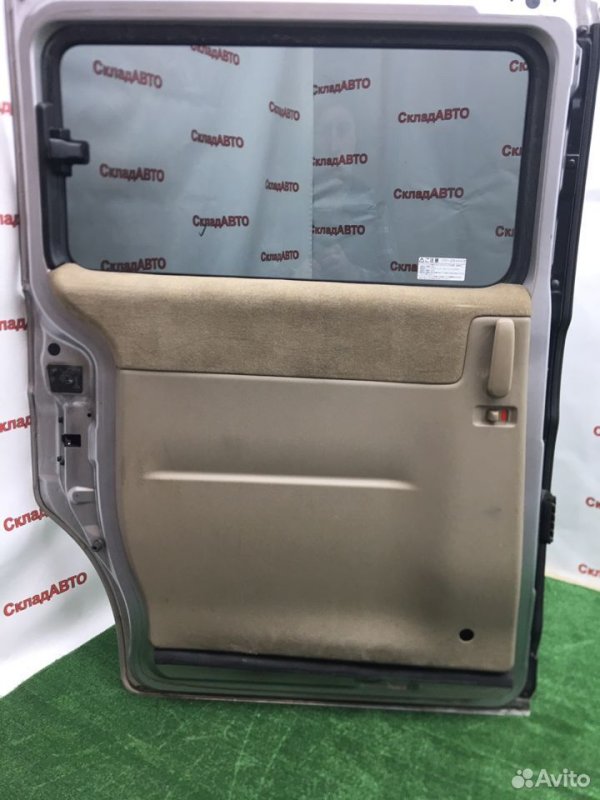 Дверь Honda Stepwgn RF3