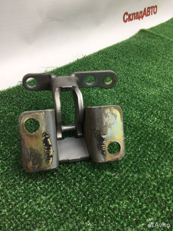 Петля двери Honda Stepwgn RF3