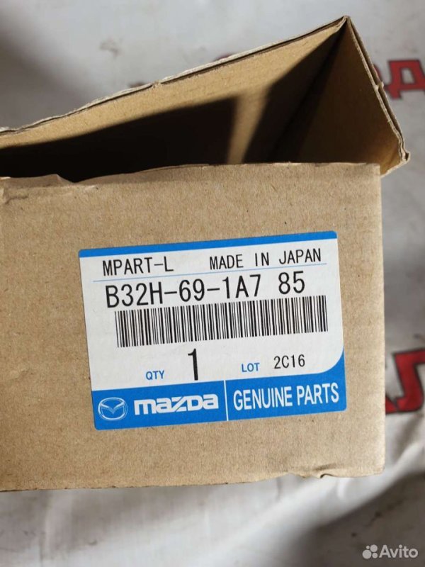 Накладка зеркала Mazda Mazda3