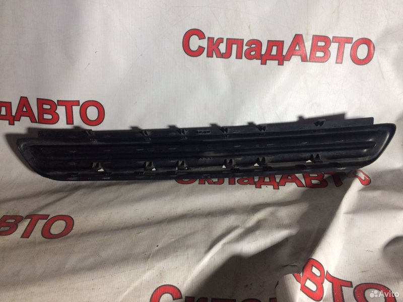 Решетка бампера Peugeot 308