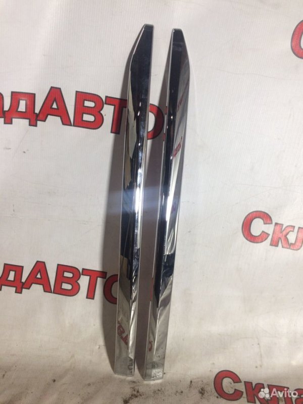 Молдинг двери Suzuki SX4
