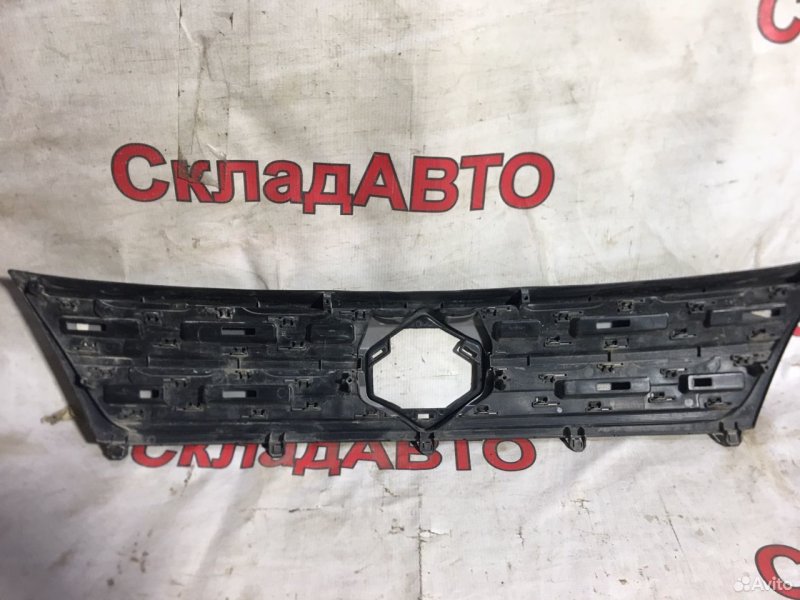 Решетка радиатора Suzuki Vitara