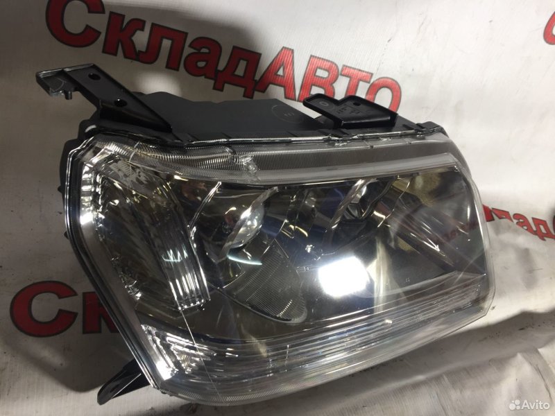 Фара Suzuki Grand Vitara 2005-2016
