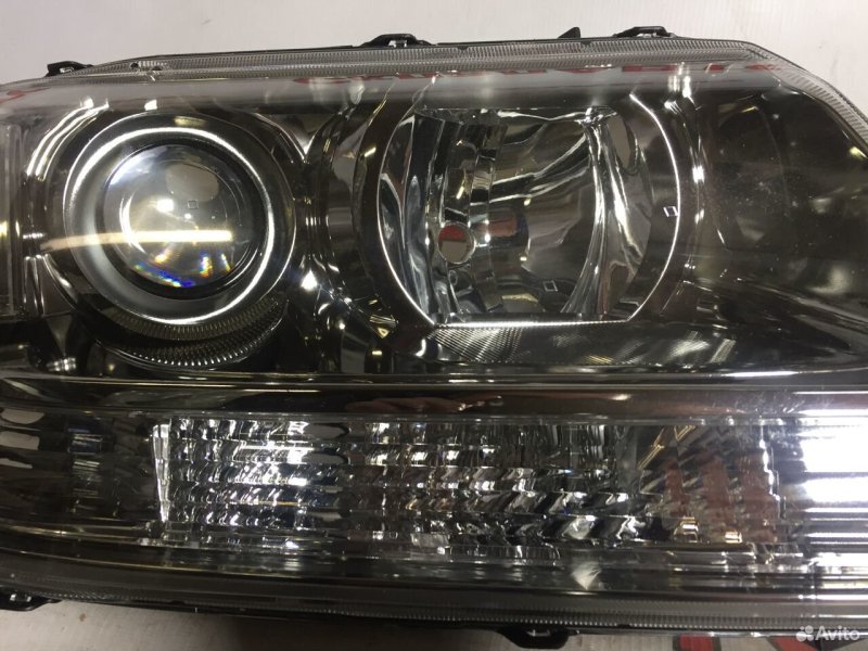 Фара Suzuki Grand Vitara 2005-2016