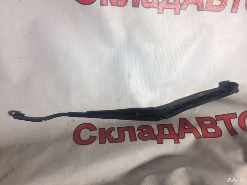 Поводок дворников Lexus GS 2007-2011