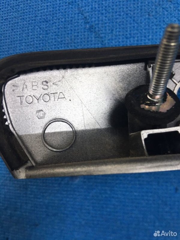 Накладка крышки багажника Toyota Camry ACV40