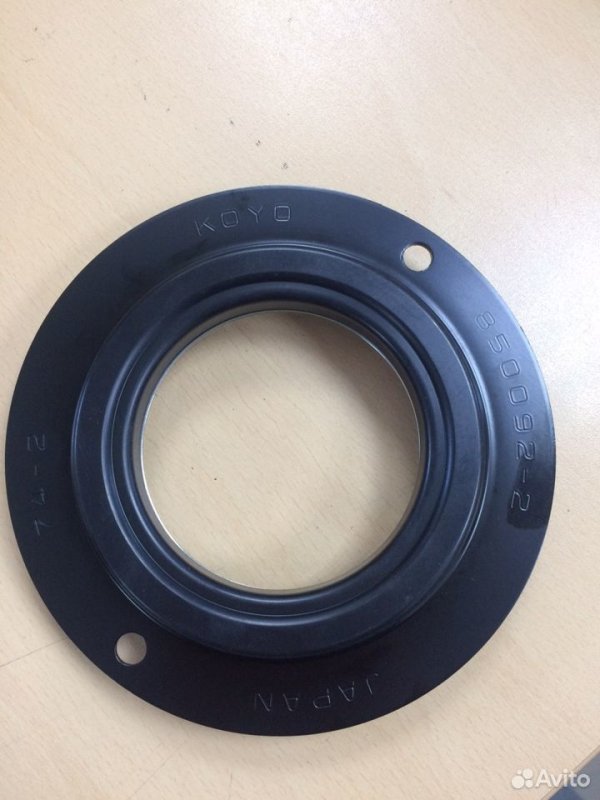 Подшипник стойки радиатора Toyota RAV4 2005-2010