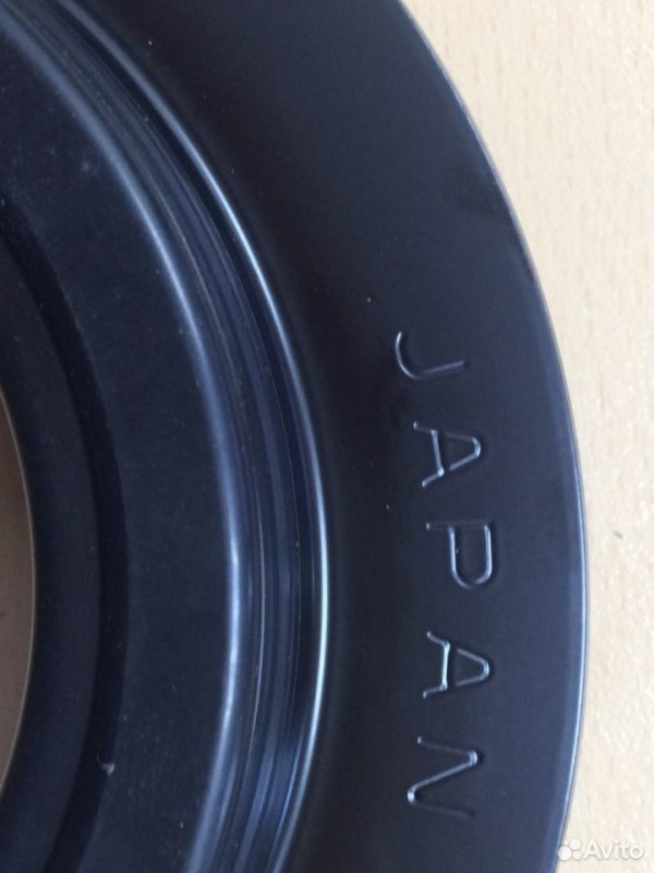 Подшипник стойки радиатора Toyota RAV4 2005-2010