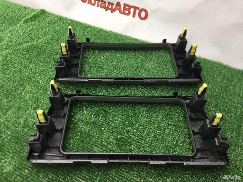 Рамка магнитолы Toyota Camry ACV40
