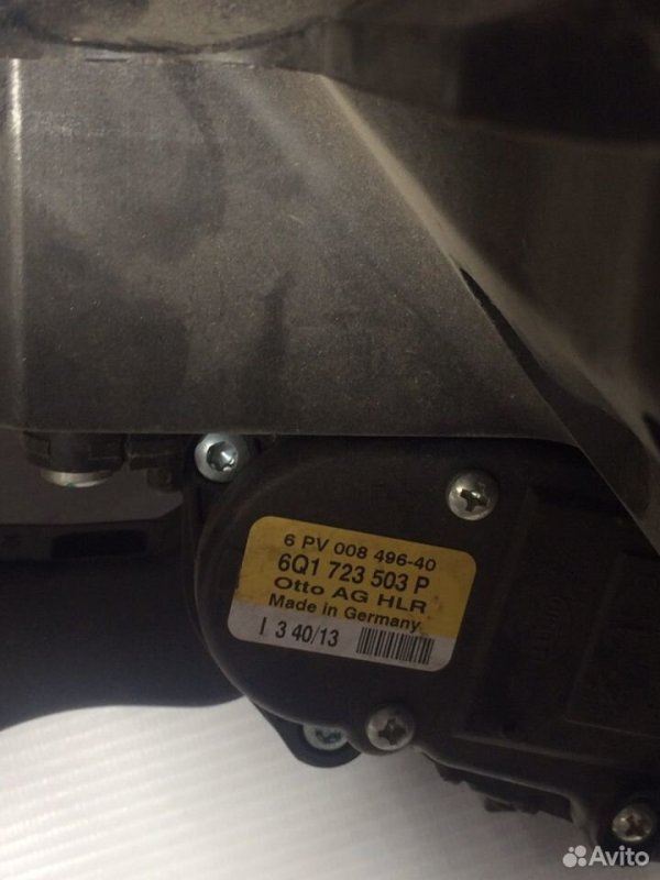 Педаль газа и тормоза Volkswagen Polo