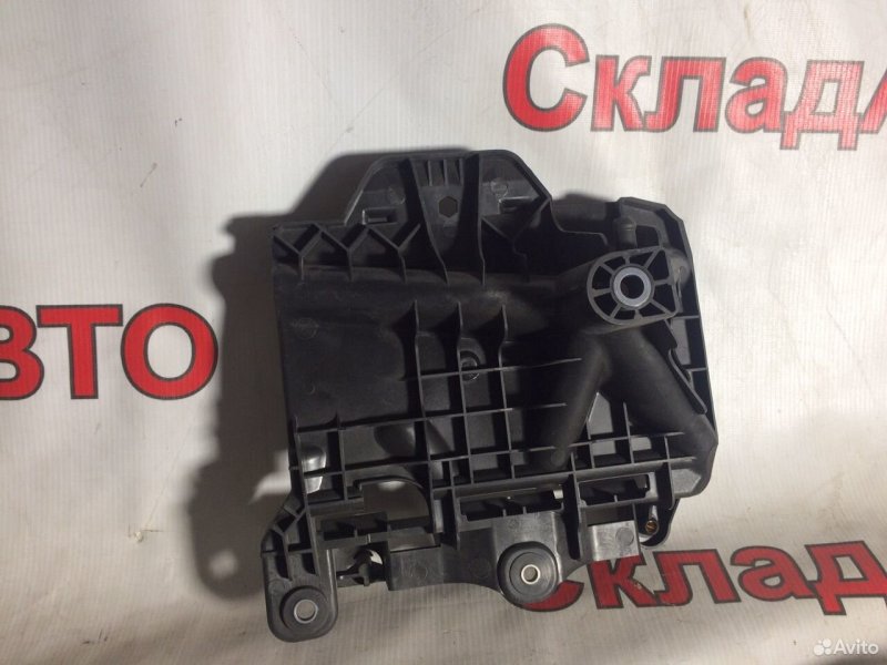Поддон АКБ Skoda Rapid 2009-2015