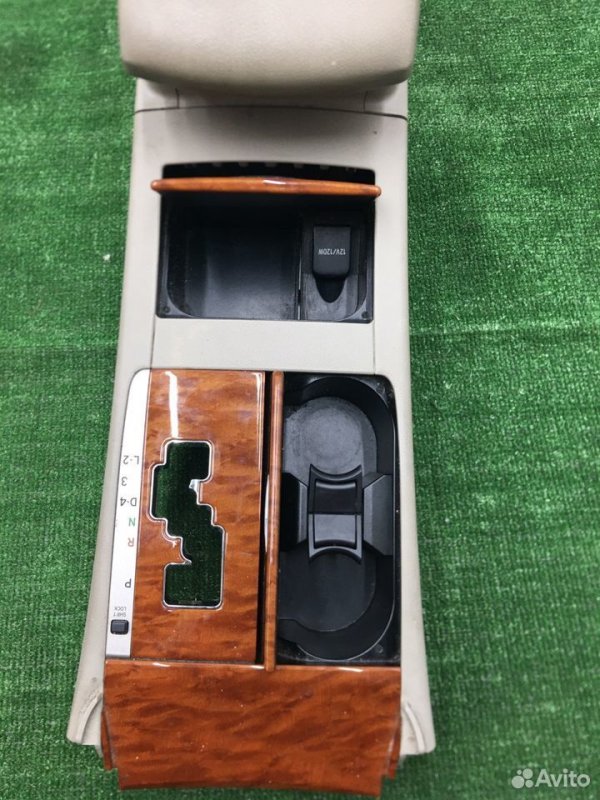Консоль подлокотника Toyota Camry 2008 ACV40