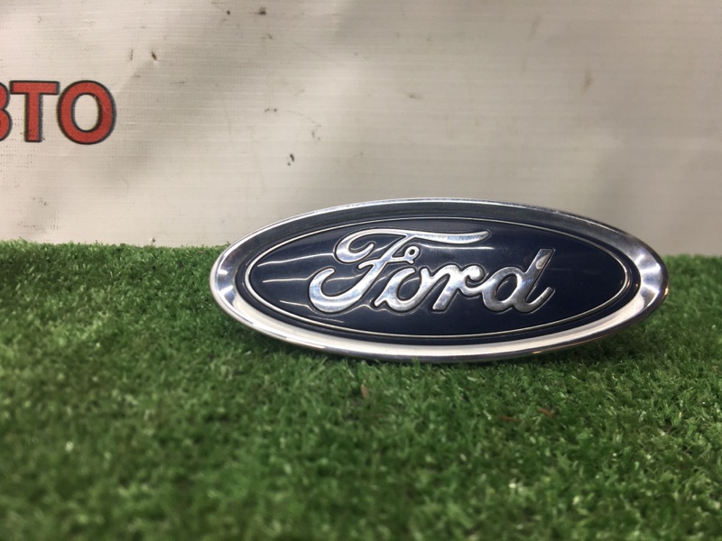 Эмблема Ford Focus 3