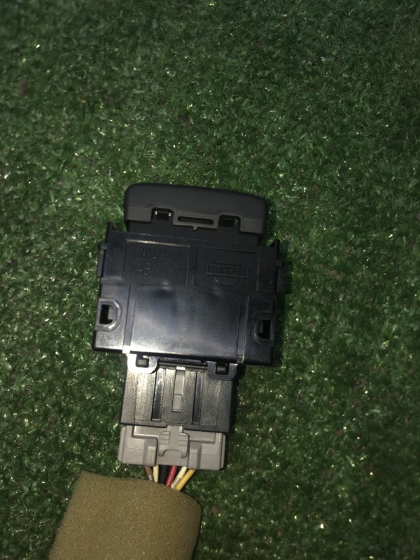 Кнопка продувки сажевого фильтра NISSAN X-TRAIL 2009 DNT31