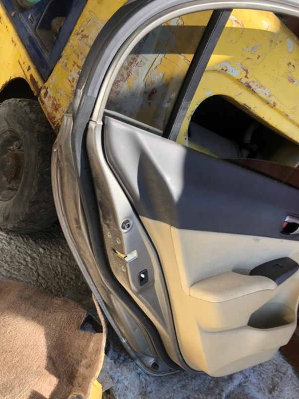 Дверь Honda Civic 2005 FD1