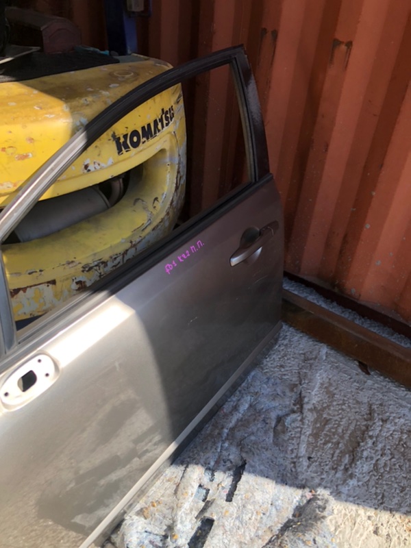 Дверь Honda Civic 2005 FD1