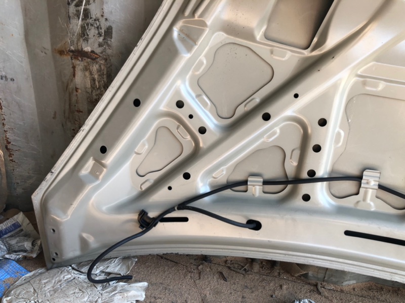 Капот MITSUBISHI COLT PLUS 2007 Z23W