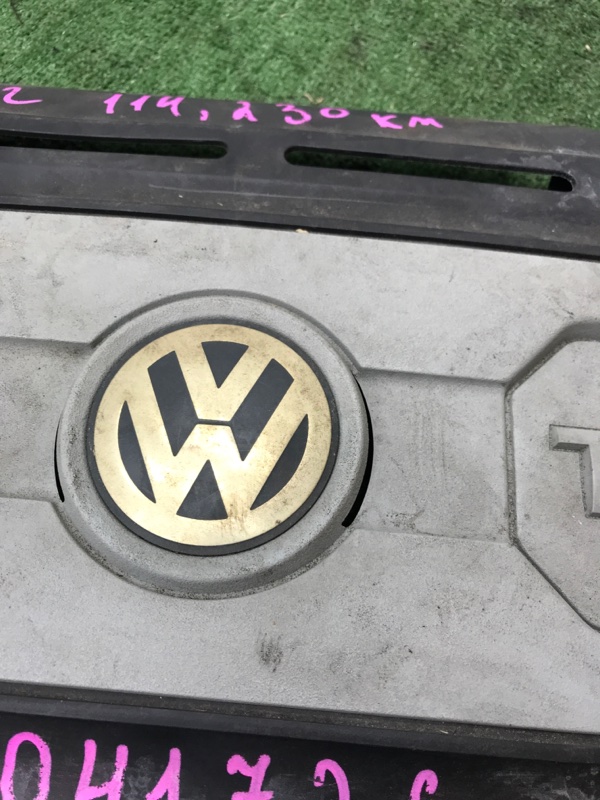 Декоративная крышка двигателя VOLKSWAGEN Passat 2008 B6