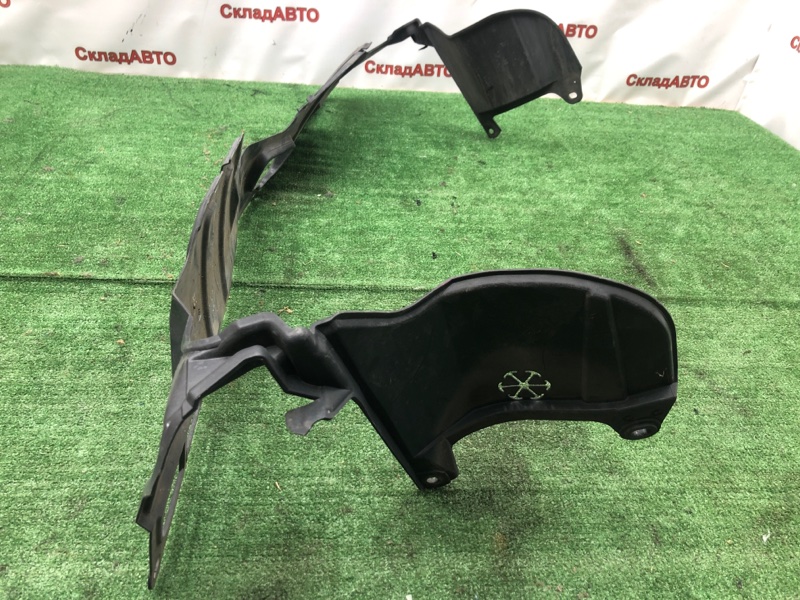 Пыльник бампера Honda Civic 2005 FD1