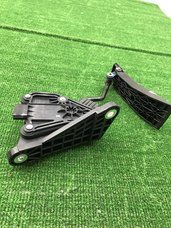 Педаль газа Honda Civic 2005 FD1