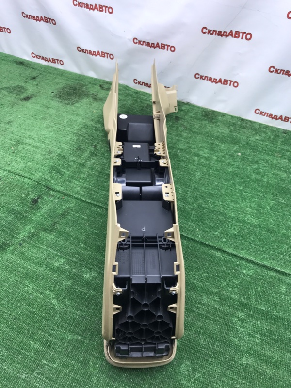 Консоль подлокотника Honda Civic 2005 FD1