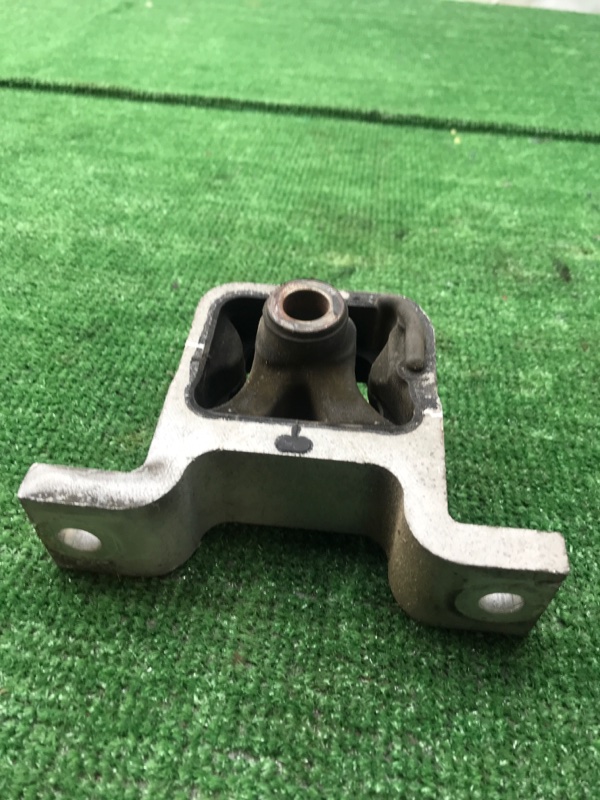 Подушка ДВС Honda StepWgn 2003 RF3