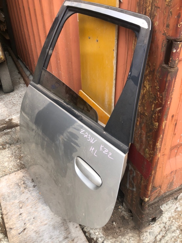 Дверь MITSUBISHI COLT PLUS 2007 Z23W