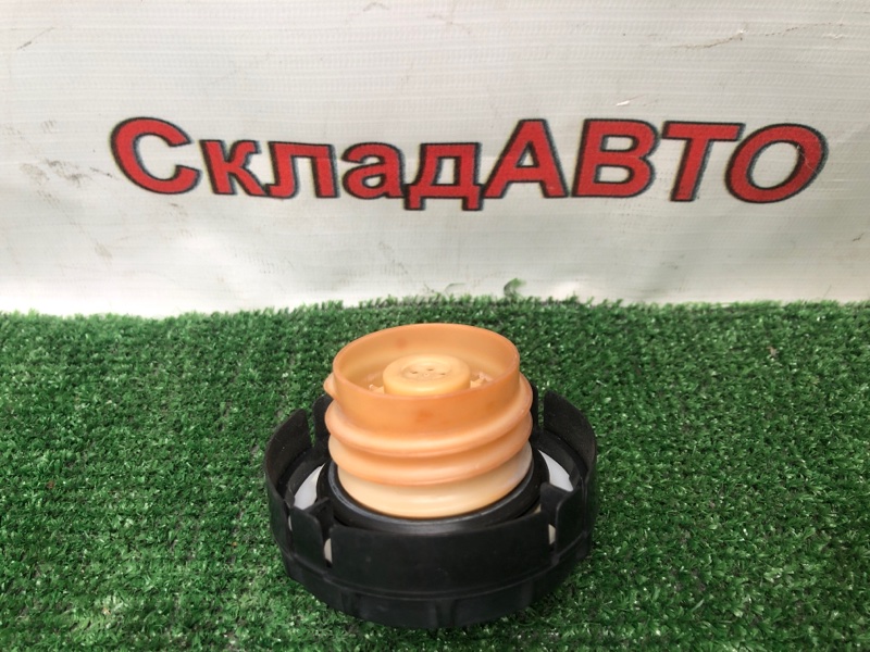 Крышка топливного бака MITSUBISHI COLT PLUS 2007 Z23W